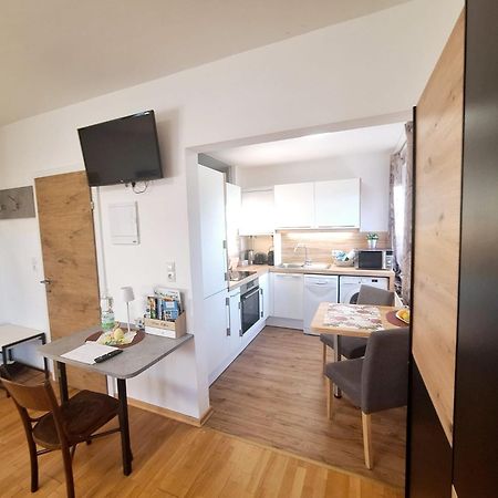 Homew4 - Rosen Apartment Hoheneich Dış mekan fotoğraf